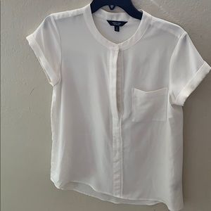 Simply Vera Wang White Button Down blouse